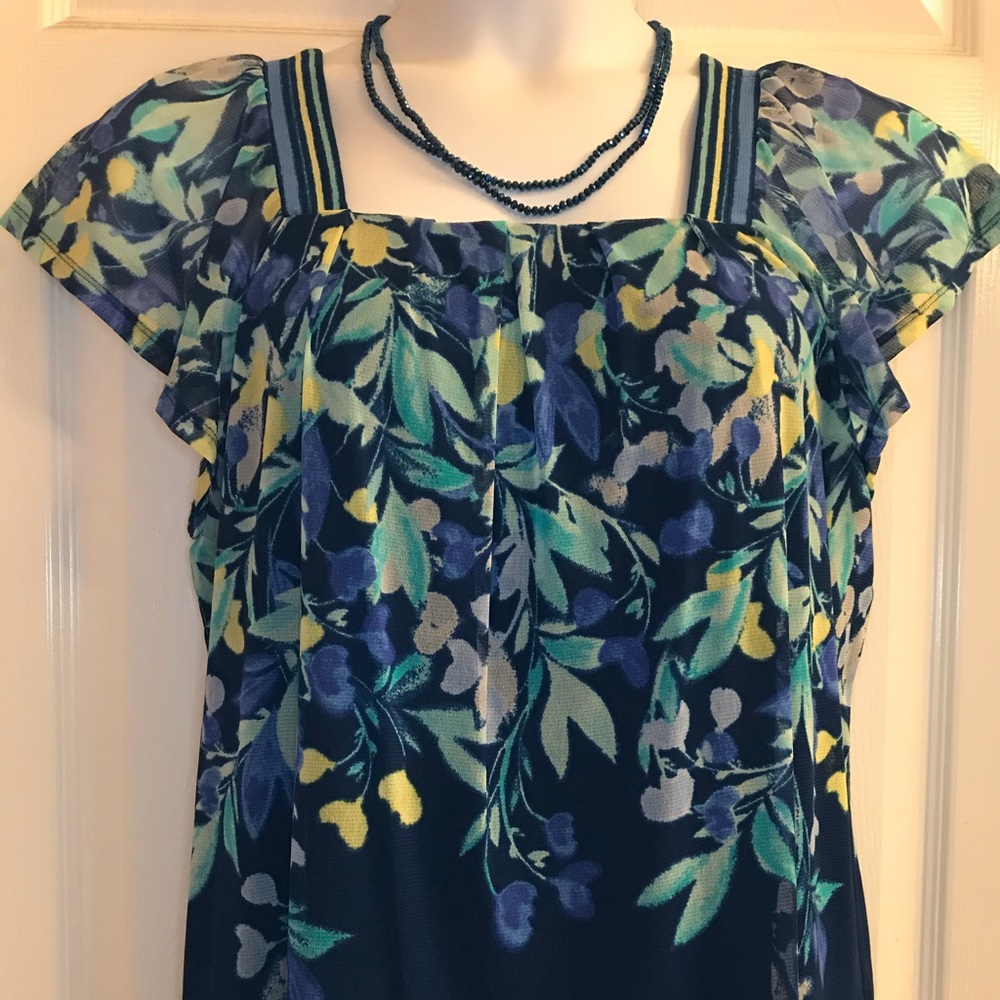 Apt 9 Square Neck blouse